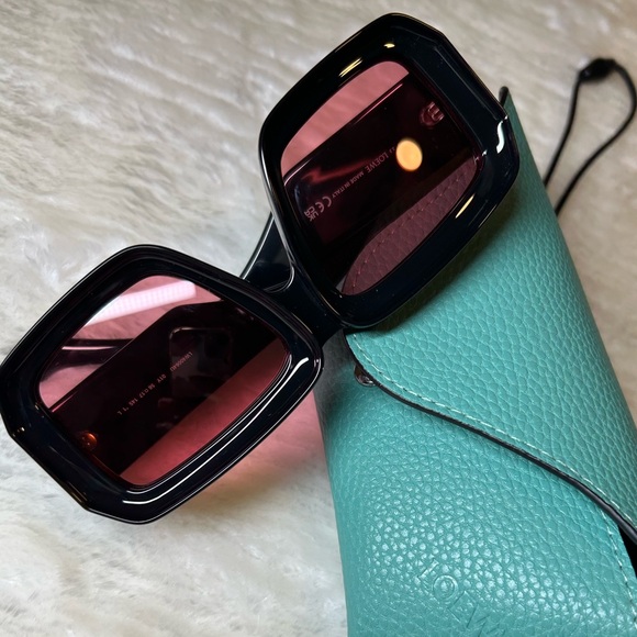 Loewe - Picture 6 of 6